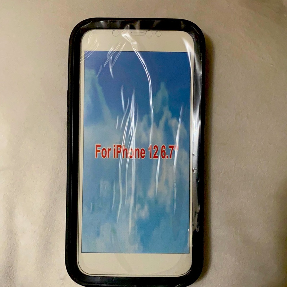 IᑭᕼOᑎE 12 ProMax Case